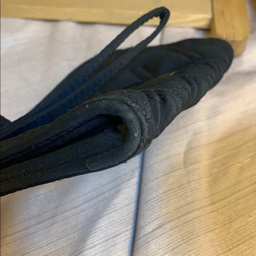 Vera Bradley multi-pocket wallet w/zipper coin pkt - Picture 4 of 14